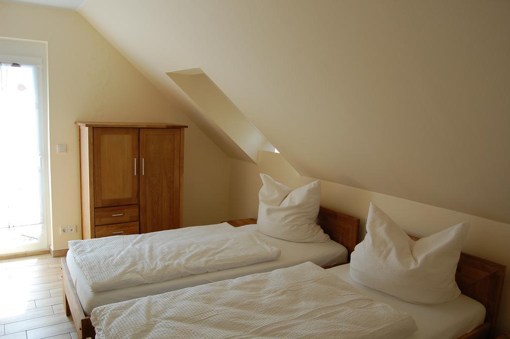 Ferienwohnung Am Muehlstein Lubben Bilik gambar