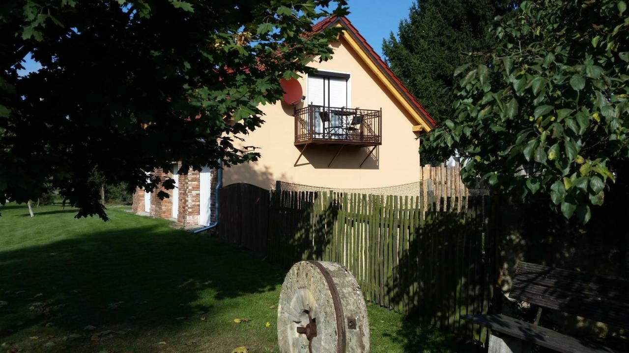 Ferienwohnung Am Muehlstein Lubben Luaran gambar